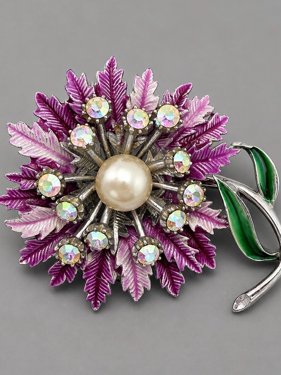 Jewelry - Vintage Purple Enamel Flower Brooch #cz173